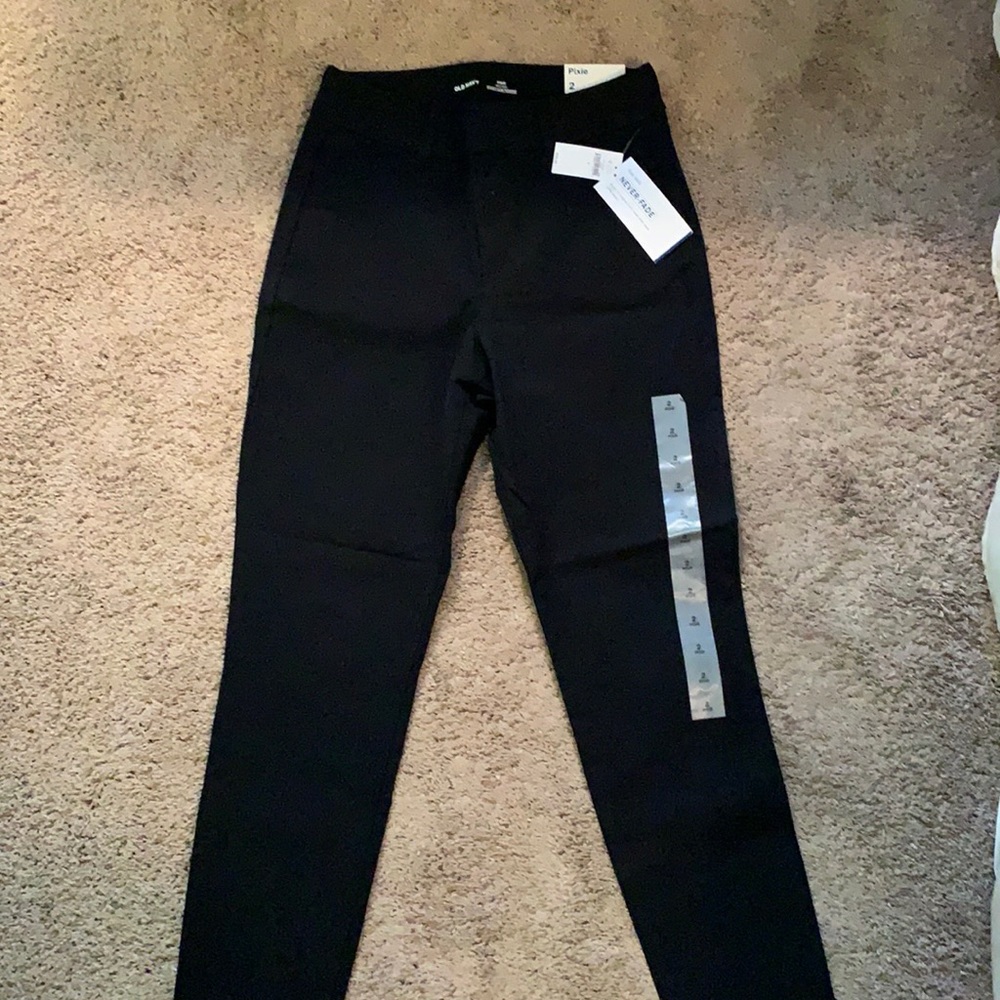 Old Navy Pixie High-Rise Pants Size 2 Black